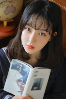 掀开奶罩躁狠狠躁学生H视频